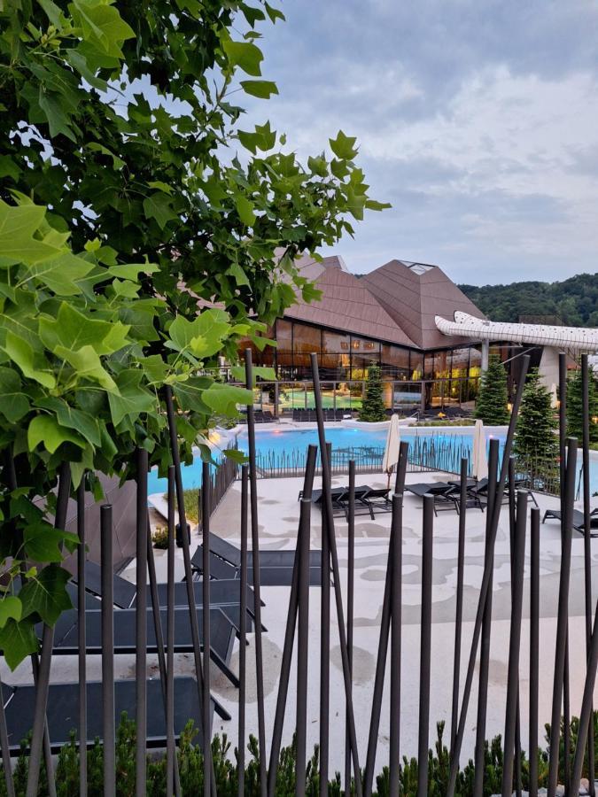 Apartma Mia, Aparthotel Rosa Подчетртек Екстер'єр фото